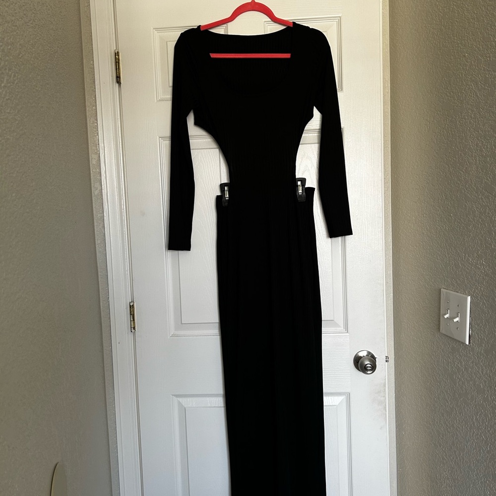 Elegant Black Long Sleeve Dress